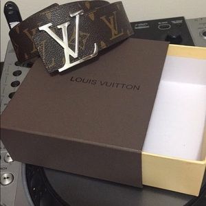 Louis Vuitton belt